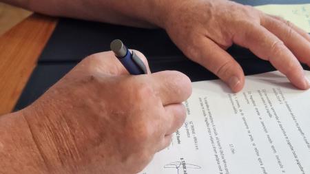 Mirna - podpis pogodbe o komunlanem opremljanju za stanovanjsko cono Zapuze, foto Lapego (3)